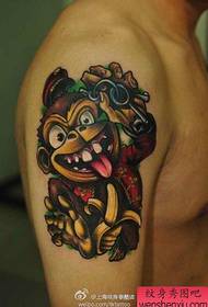 abafana abaphambili be-monkey tattoo iphethini