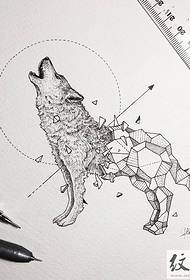 Geometry en Animal Fusion Hand-skildere Tattoo Manuskript