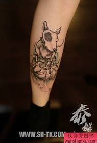 a bull-headed tattoo pattern of the leg popular classic