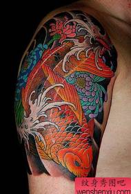galleria di tatuaggi professionali: immagine del modello del tatuaggio del calamaro del grande braccio