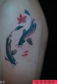 鲤鱼纹身图案:手臂水墨画鲤鱼纹身图案纹身图片