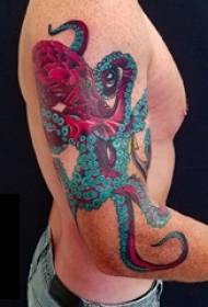 cov tub hluas caj npab pleev xim rau duab geometric tus kheej kab tsiaj octopus tattoo duab
