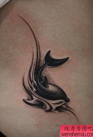 kagandahang baywang maganda maliit na pattern ng tattoo ng dolphin