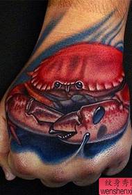 Girekomenda alang sa usa ka crab tattoo litrato sa bukton