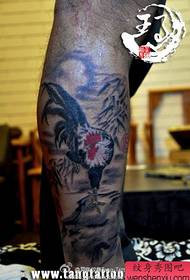 Klasične noge z vzorcem črnila Rooster Tattoo