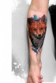 Tattoo akwarel dier set fan akwarelstyl foto's foar tatoeaazjes om te genietsjen