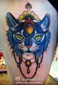여자 다리 아주 잘 생긴 고전적인 고양이 문신 패턴