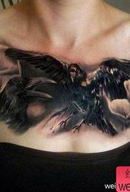 Некада популарни узорак згодних тетоважа врана