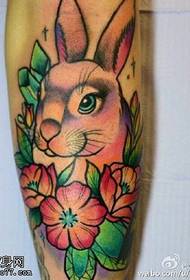 color de patró de tatuatge de conill bonic