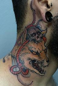 patrón de tatuaje de comadreja de cuello