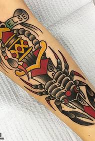 iphethini le-dagger scorpion tattoo