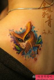 modello di tatuaggio piccolo gufo carino spalla
