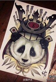 gewilde koel panda tatoeëerhandskrif