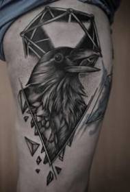 Dark Raven Tattoo: 9 set reka bentuk tatu gagak hitam peribadi