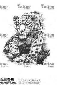的 的 patrón de tatuaje manuscrito leopardo