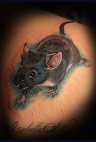 задняя цветная татуировка мыши