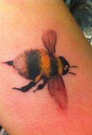 Corak tatu lebah berwarna