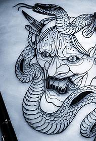 Escriptura de tatuatge de la personalitat de la serp prajna