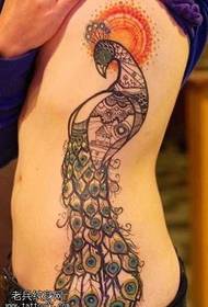талія красиві татемні павича татуювання візерунок