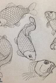 manuskripts pieci zelta zivtiņa tetovējumu paraugi