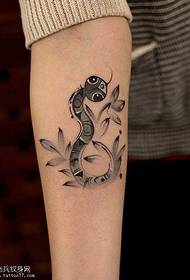 modello del tatuaggio del serpente dell'inchiostro del braccio