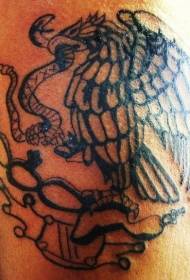 Модел за тетоважа со змија орел