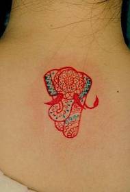 dekliški hrbet lepo barvni totem slon tatoo vzorec 133110 - vzorec tatujev morskega psa