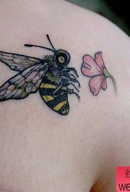 tatuiruotės figūra rekomenduojama juosta rekomenduojama Maži švieži bičių tatuiruotės darbai