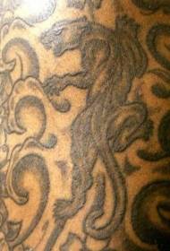 patró de tatuatge de vinya negra i pantera negra