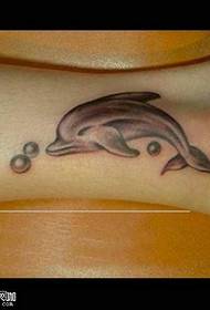 Дельфін татуювання візерунок