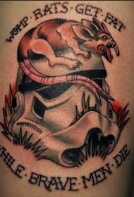 zla miša kaciga s uzorkom tetovaže slova