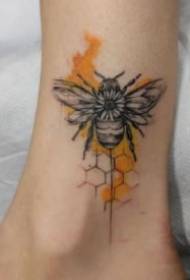 Liten be tatuering 9 insekter liten be tatuering bild fungerar