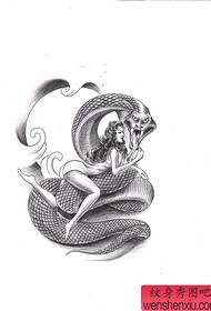 beleco kaj serpenta tatuaje ŝablono