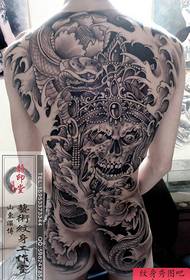 super gwapo nga cool back snake ug skull tattoo pattern