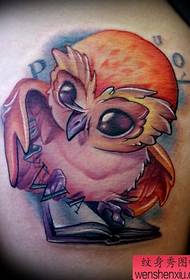 Հանրահայտ դաջվածքի պատկերասրահ. Cartoon Owl Tattoo Model- ը