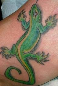 rameno barevné ještěrka tetování vzor