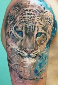 Ang sumbanan sa bukton nga pagmando sa leopardo nga tattoo