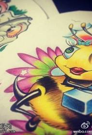 smukke søde bie tatoveringsmønster manuskript