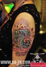 Arm beliebte gut aussehende Schule-Stil Schlange Tattoo-Muster