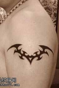 ruoko bat totem tattoo pateni