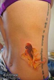 midja guldfisk tatuering mönster