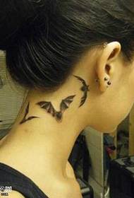 muundo wa tattoo bat
