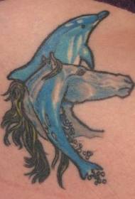 Motivo per tatuaggi a spalla e delfino