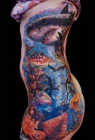 Taille farbiges Haifisch- und Meerbewohner-Tätowierungsmuster