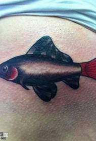 Midja guldfisk tatuering mönster