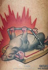 алтернативни класични узорак за тетоважу миша