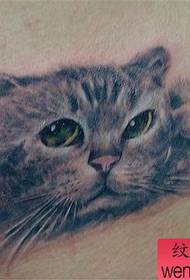 Model de tatuaje pentru pisici: model de tatuaj pentru pisici