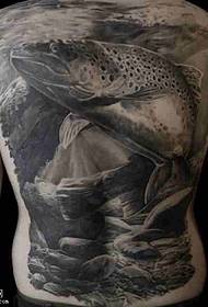 назад велика акула татуювання візерунок