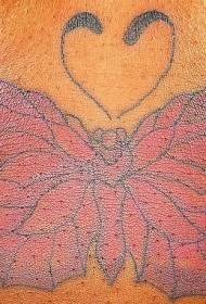 Model i tatuazhit të fluturave dhe zemrës së purpurt