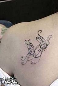 Pattern di tatuaggi di farfalla di spalla